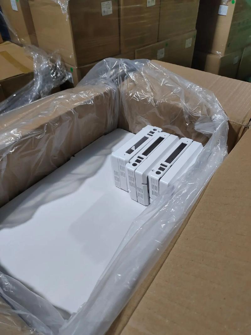 电源适配器怎么选？揭秘电子产品背后的
